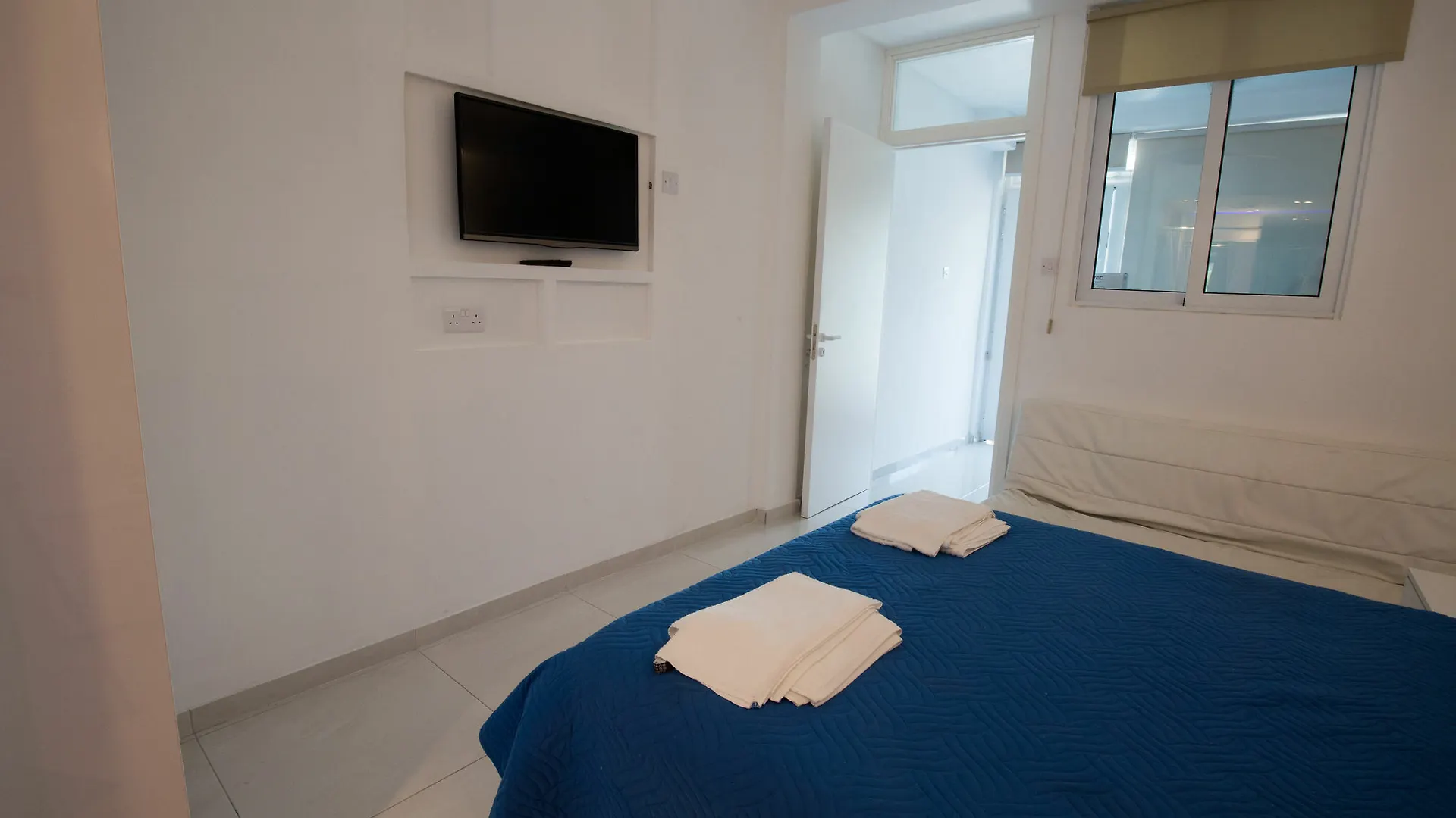 Tnk Luxury Suites Ajía Nápa 0*,