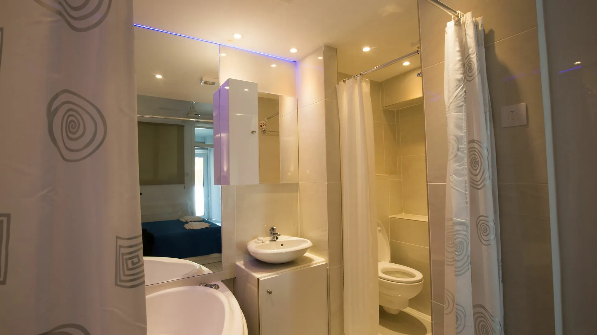 Tnk Luxury Suites Ayia Napa Cyprus